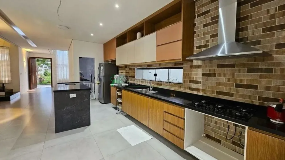 Casa, 4 quartos, 236 m² - Foto 3