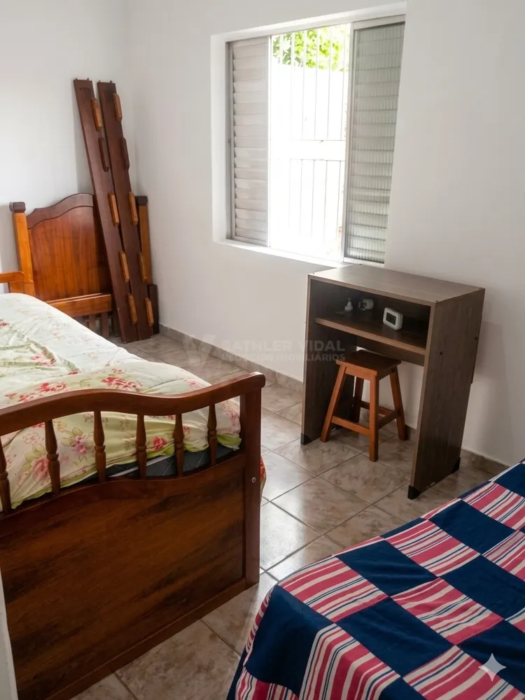 Casa, 2 quartos, 81 m² - Foto 2