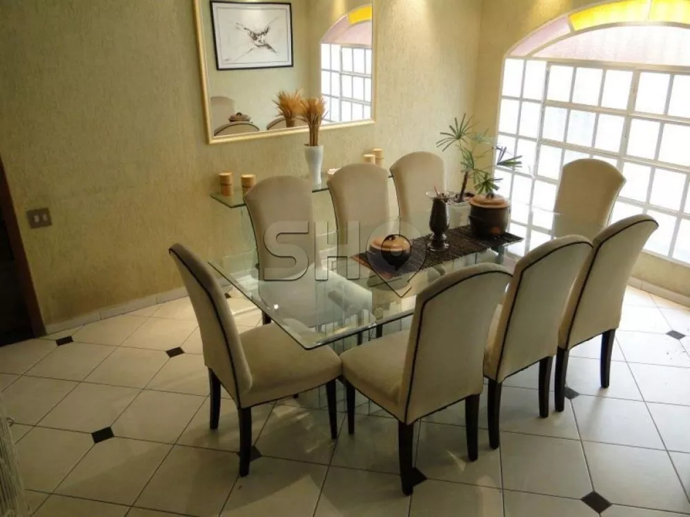 Sobrado, 3 quartos, 235 m² - Foto 2