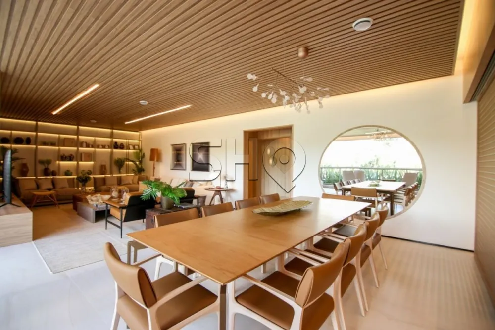 Apartamento, 3 quartos, 222 m² - Foto 1