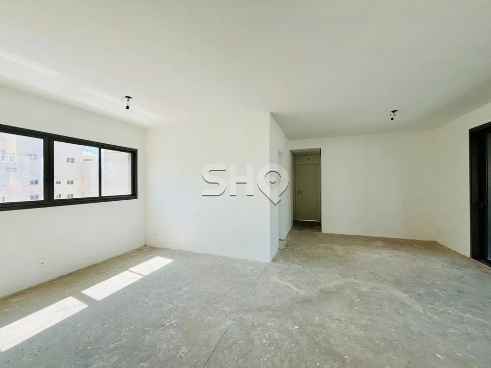 Apartamento à venda com 3 quartos, 160m² - Foto 2