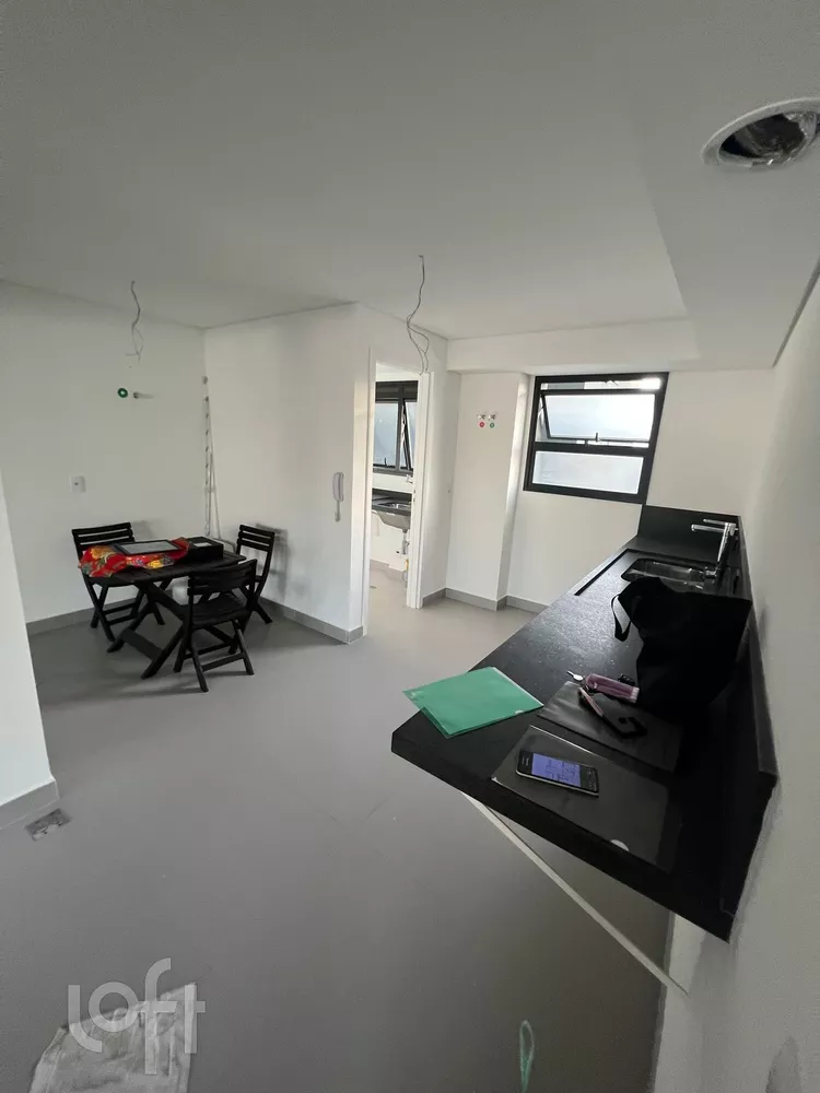 Apartamento à venda com 3 quartos, 142m² - Foto 3