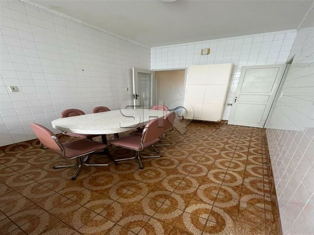 Casa à venda com 3 quartos, 240m² - Foto 2