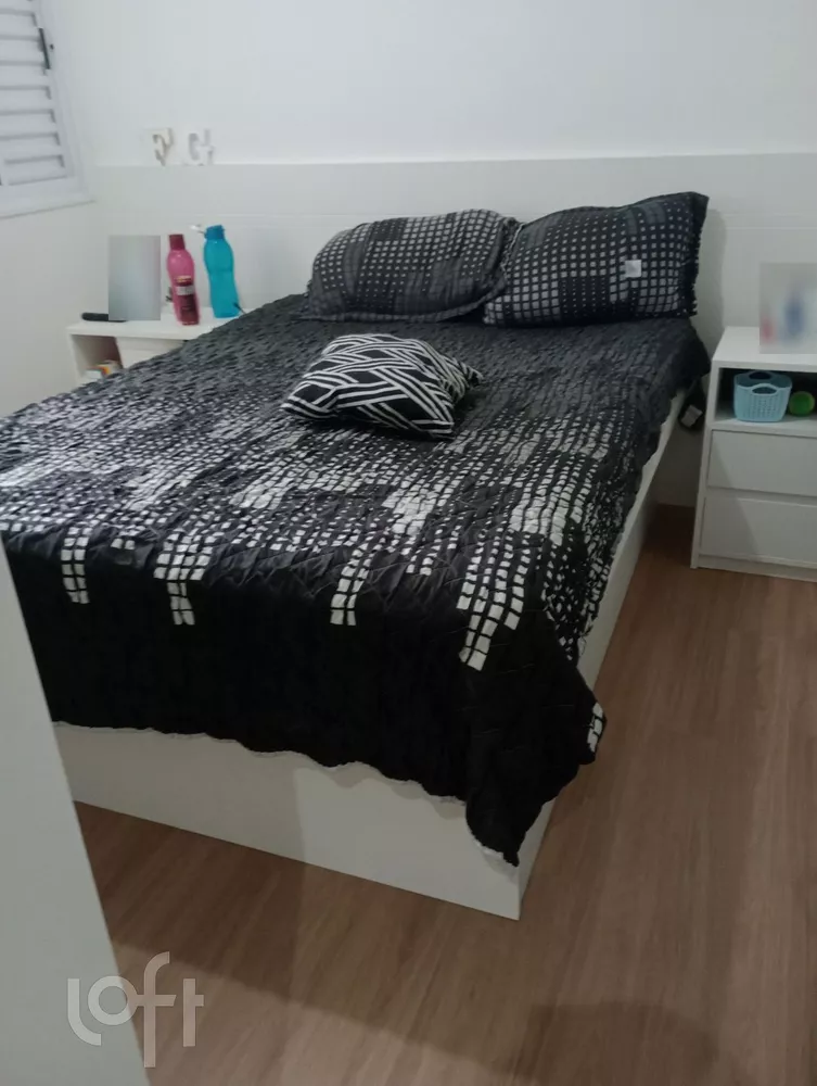 Apartamento à venda com 2 quartos, 79m² - Foto 2