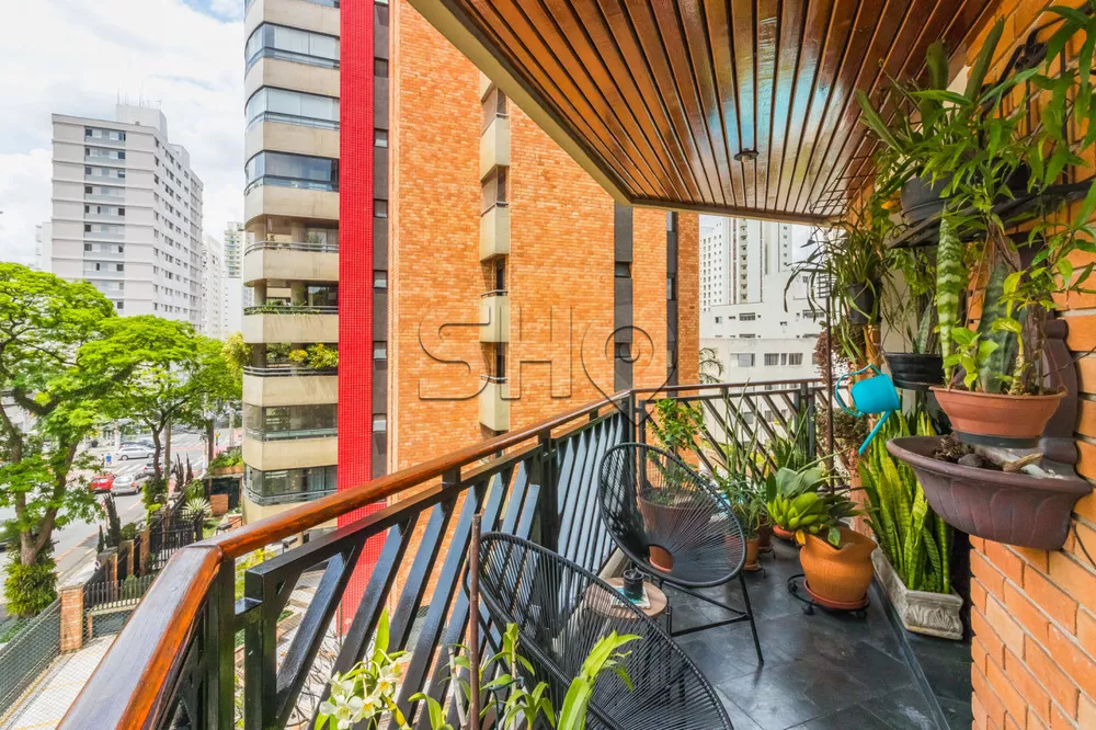 Apartamento à venda com 4 quartos, 205m² - Foto 10