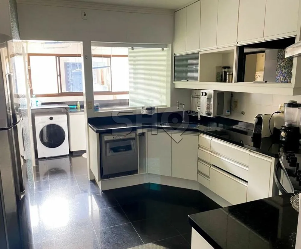 Apartamento, 3 quartos, 280 m² - Foto 1