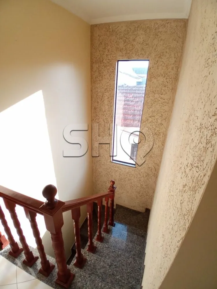 Sobrado, 3 quartos, 248 m² - Foto 2
