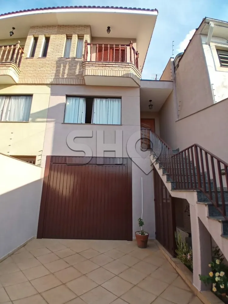 Sobrado, 3 quartos, 248 m² - Foto 1