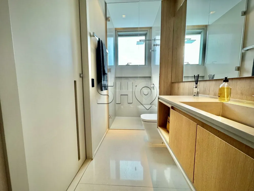 Apartamento, 4 quartos, 244 m² - Foto 2
