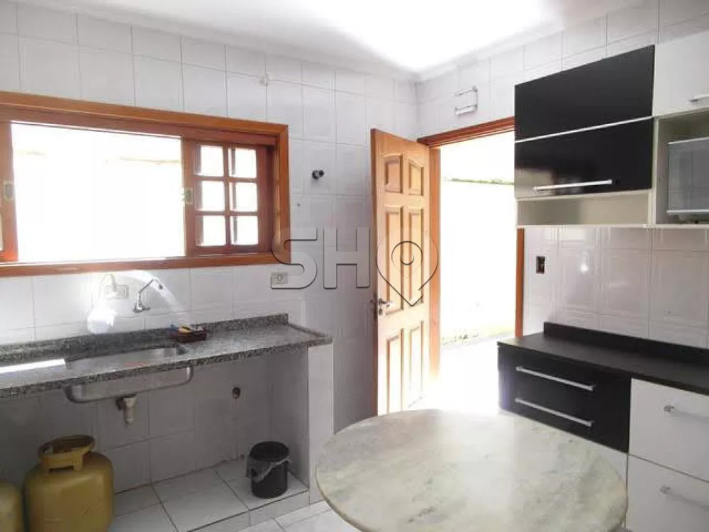 Sobrado à venda com 3 quartos, 134m² - Foto 3