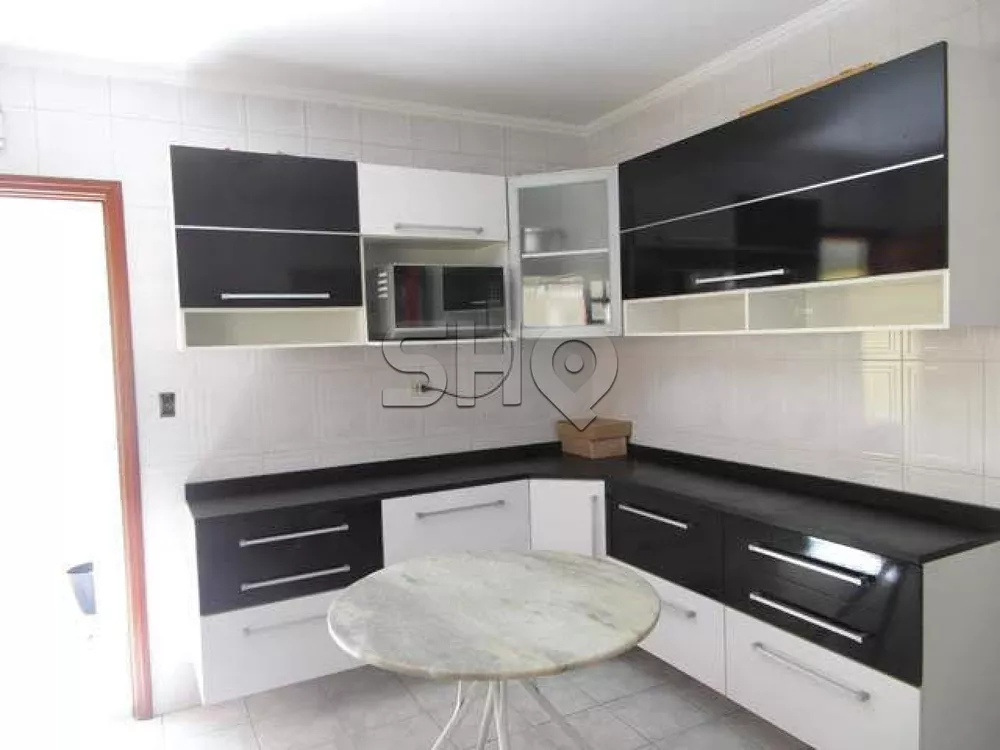 Sobrado à venda com 3 quartos, 134m² - Foto 4