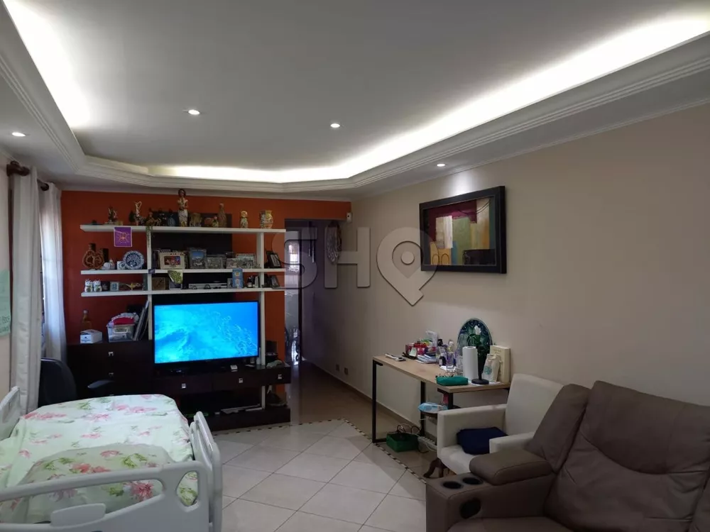 Sobrado à venda com 4 quartos, 220m² - Foto 2