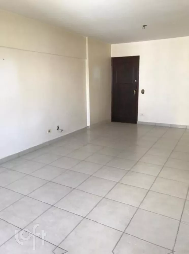 Apartamento à venda com 2 quartos, 75m² - Foto 1