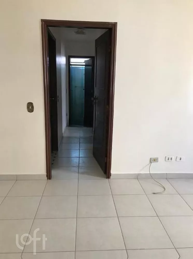 Apartamento à venda com 2 quartos, 75m² - Foto 3