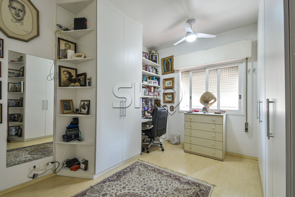 Apartamento à venda com 3 quartos, 150m² - Foto 3