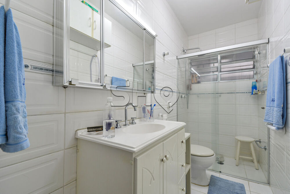 Apartamento à venda com 3 quartos, 150m² - Foto 2