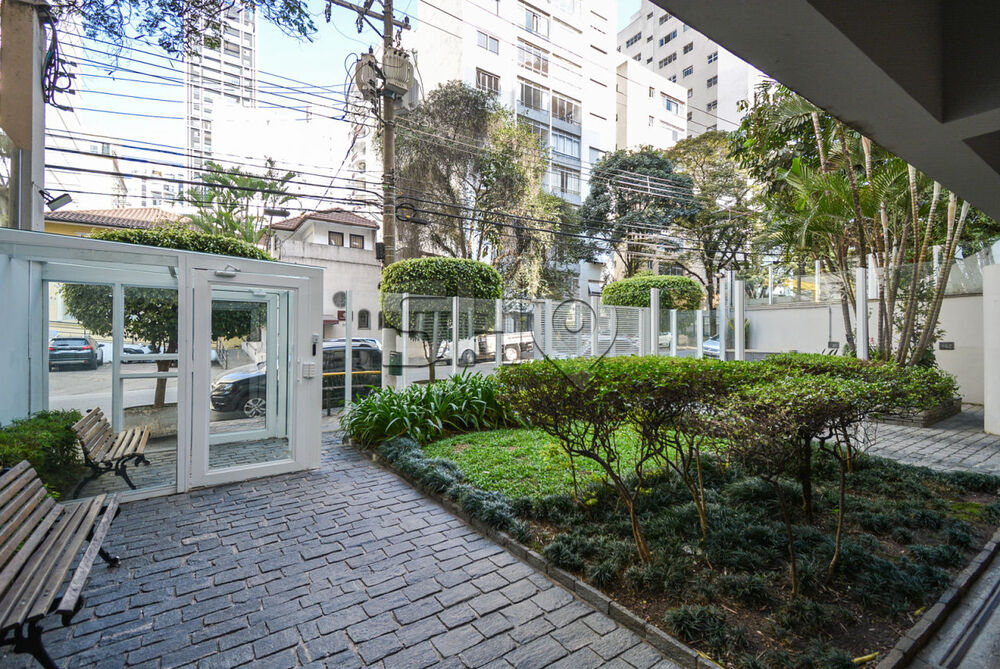 Apartamento à venda com 3 quartos, 150m² - Foto 12