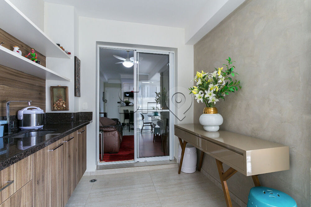 Apartamento à venda com 2 quartos, 70m² - Foto 6