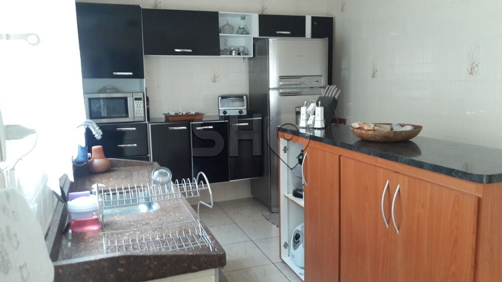 Sobrado, 3 quartos, 180 m² - Foto 1