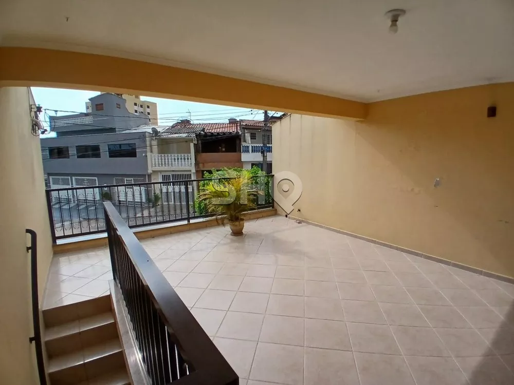 Sobrado à venda com 4 quartos, 170m² - Foto 1