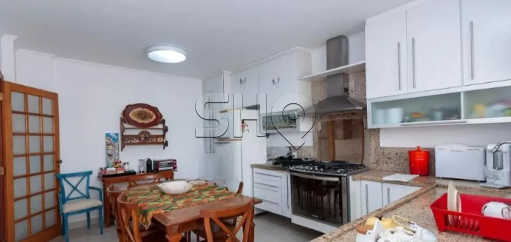 Apartamento, 3 quartos, 220 m² - Foto 1