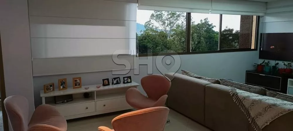 Apartamento à venda com 3 quartos, 154m² - Foto 4