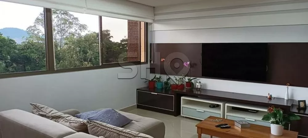 Apartamento à venda com 3 quartos, 154m² - Foto 2