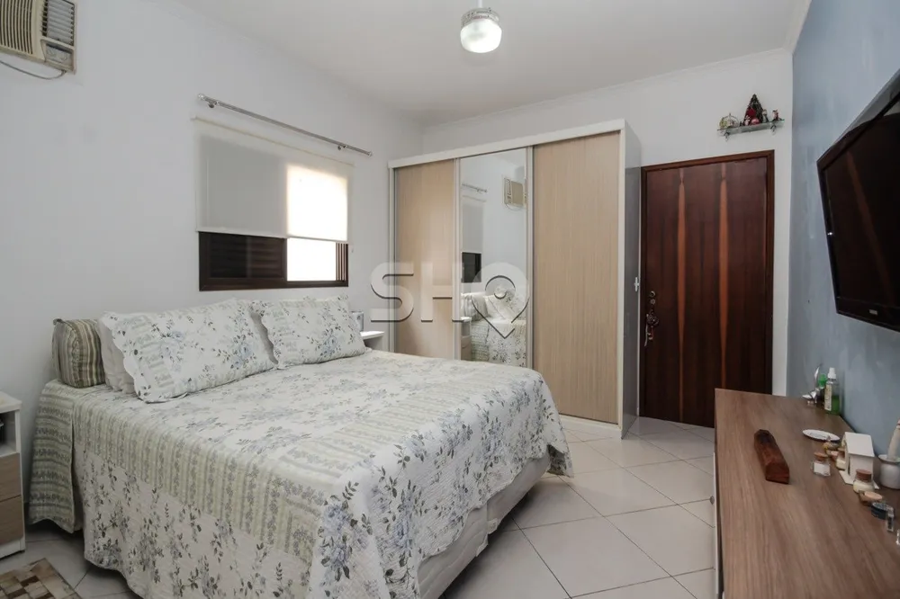 Casa, 3 quartos, 270 m² - Foto 4