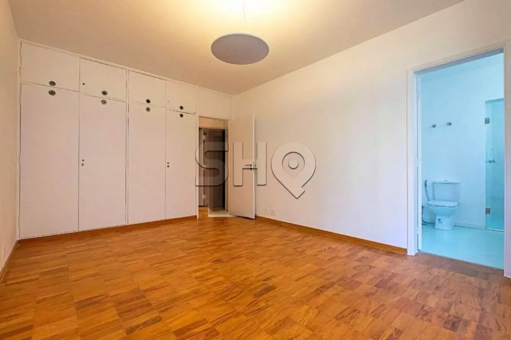 Apartamento para alugar com 3 quartos, 180m² - Foto 8