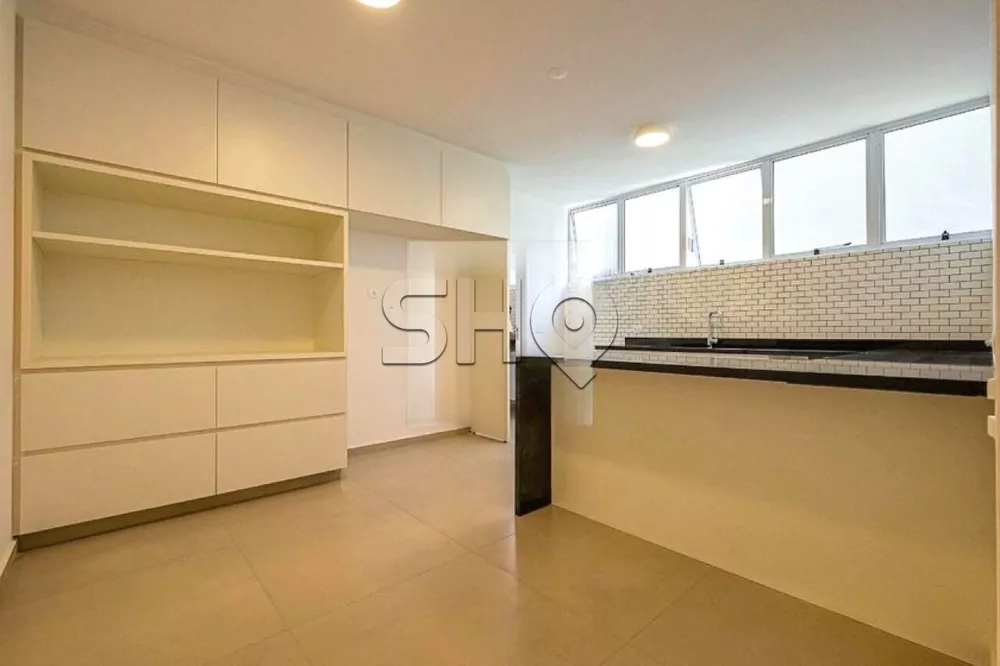 Apartamento para alugar com 3 quartos, 180m² - Foto 15