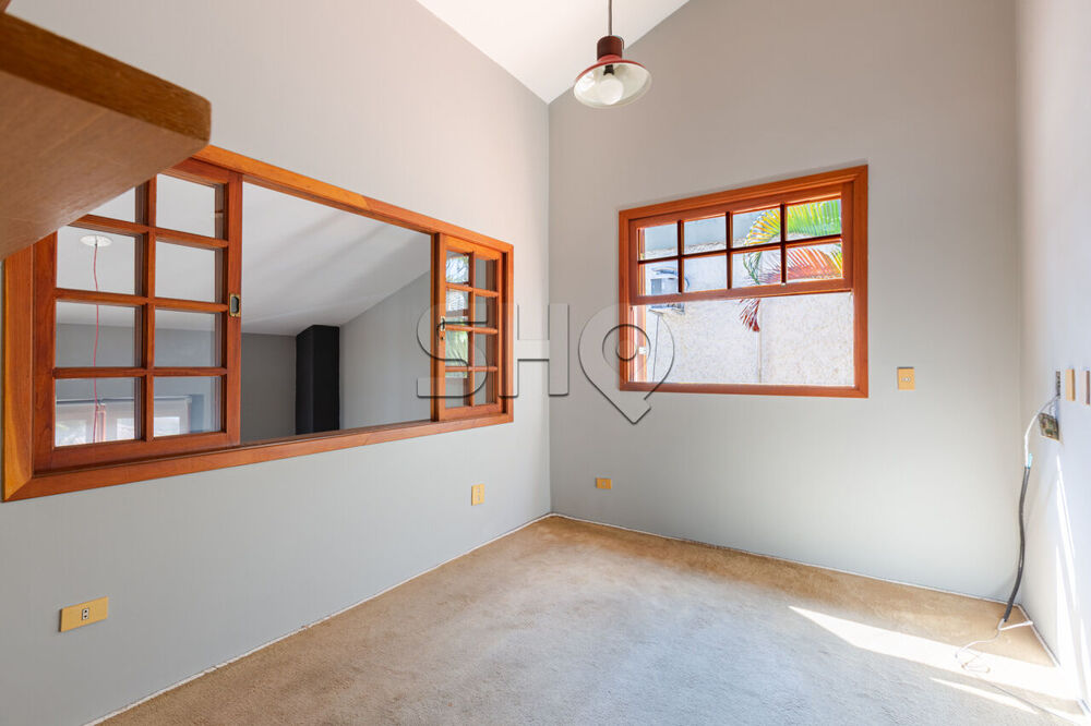 Casa para alugar com 4 quartos, 376m² - Foto 6