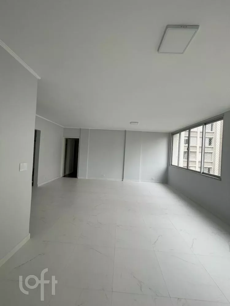 Apartamento à venda com 3 quartos, 150m² - Foto 4