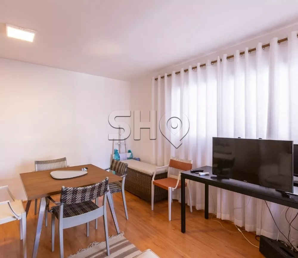 Apartamento à venda com 2 quartos, 70m² - Foto 3