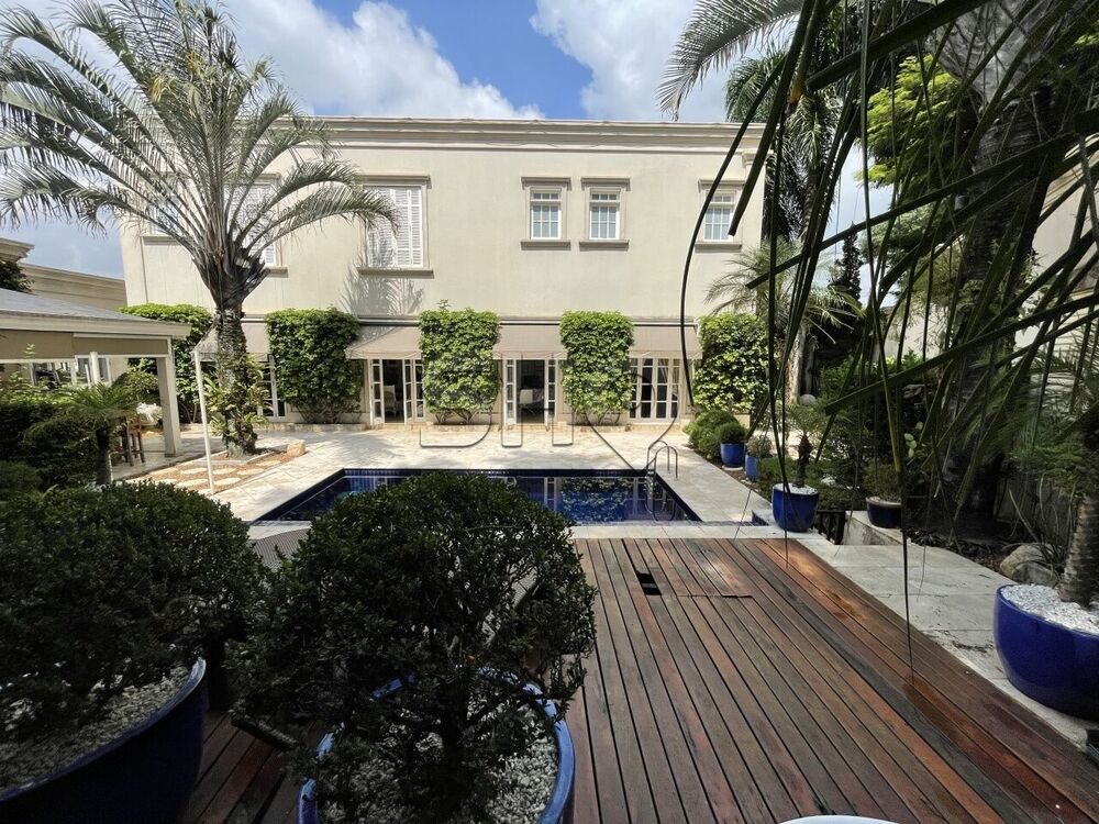 Casa, 5 quartos, 584 m² - Foto 1