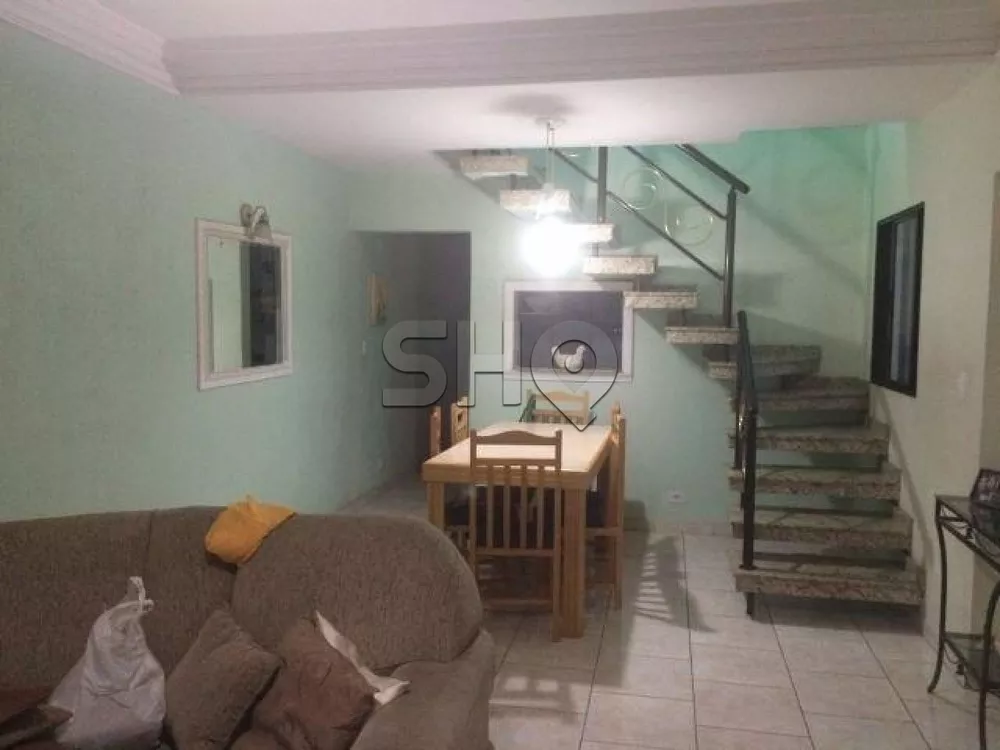 Sobrado à venda com 4 quartos, 125m² - Foto 1