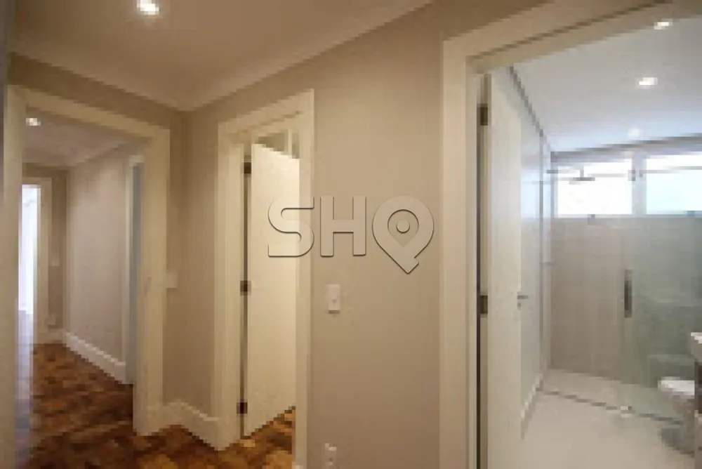 Apartamento, 3 quartos, 210 m² - Foto 1