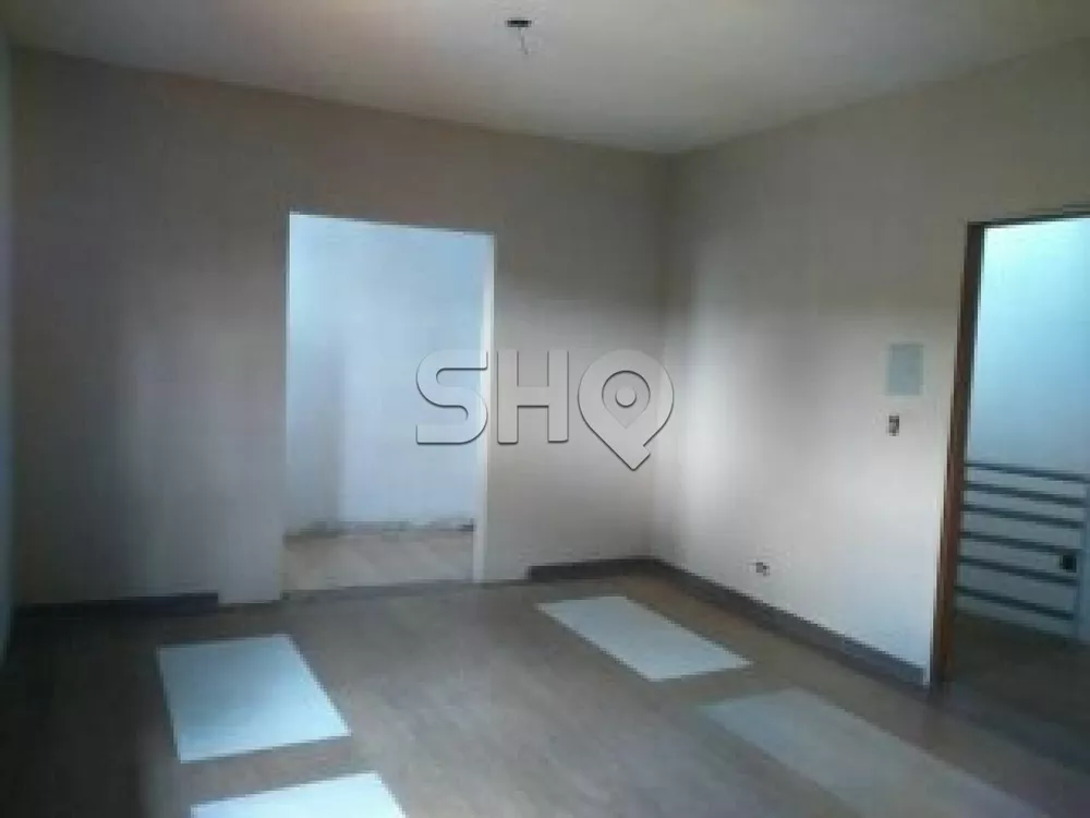 Sobrado à venda com 4 quartos, 200m² - Foto 1