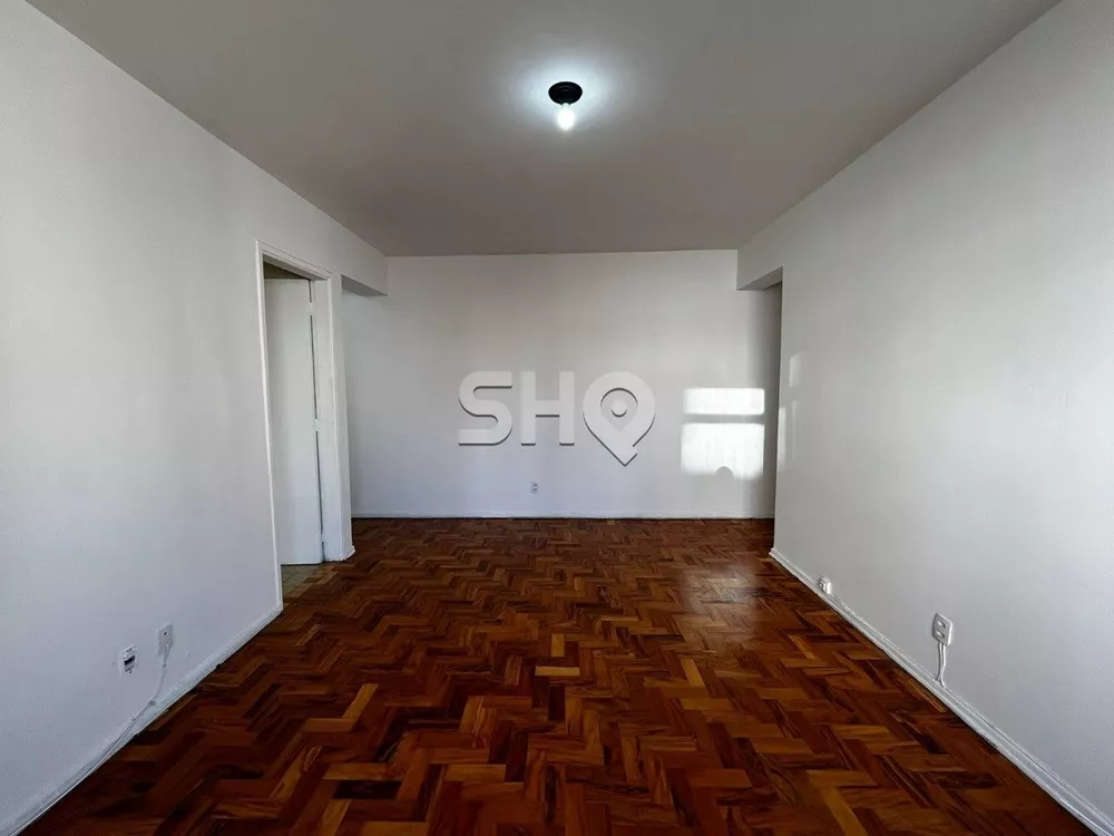 Apartamento para alugar com 2 quartos, 75m² - Foto 3