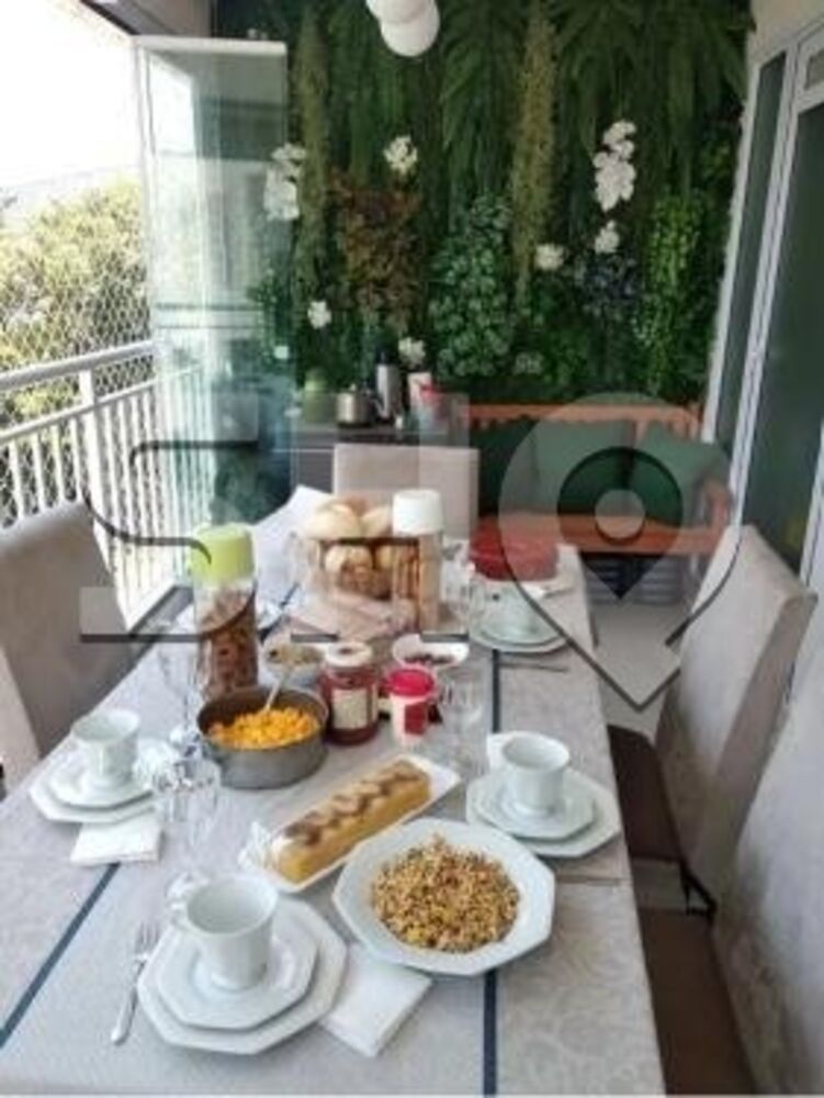 Apartamento à venda com 2 quartos, 62m² - Foto 5