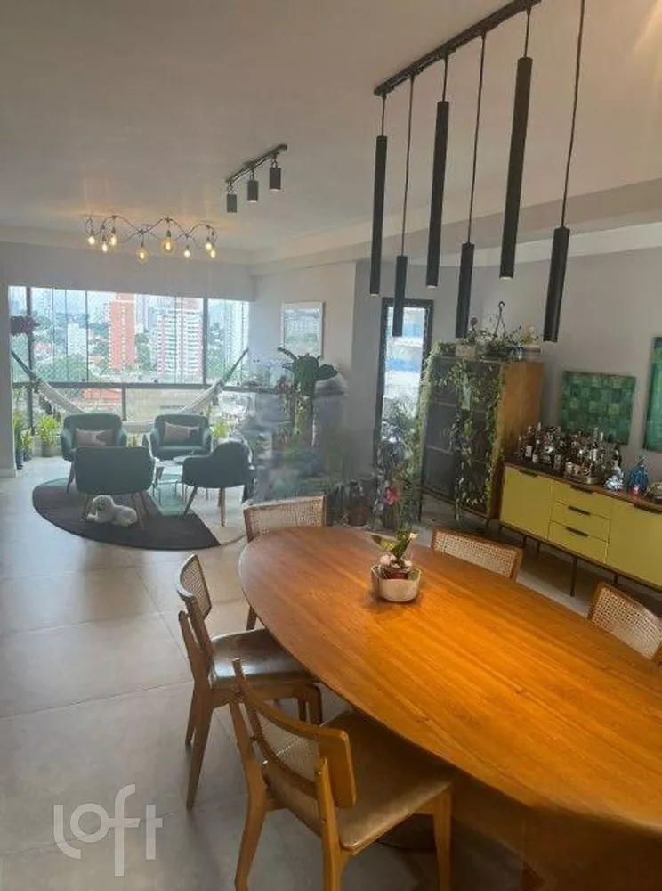 Apartamento à venda com 3 quartos, 180m² - Foto 4