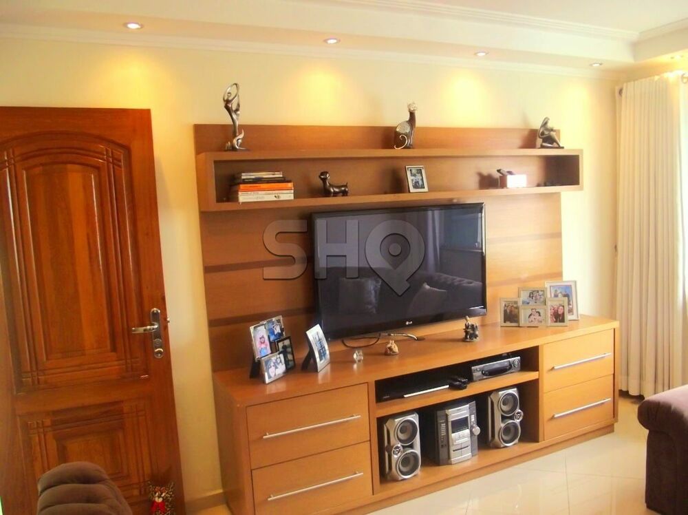 Sobrado, 3 quartos, 303 m² - Foto 1