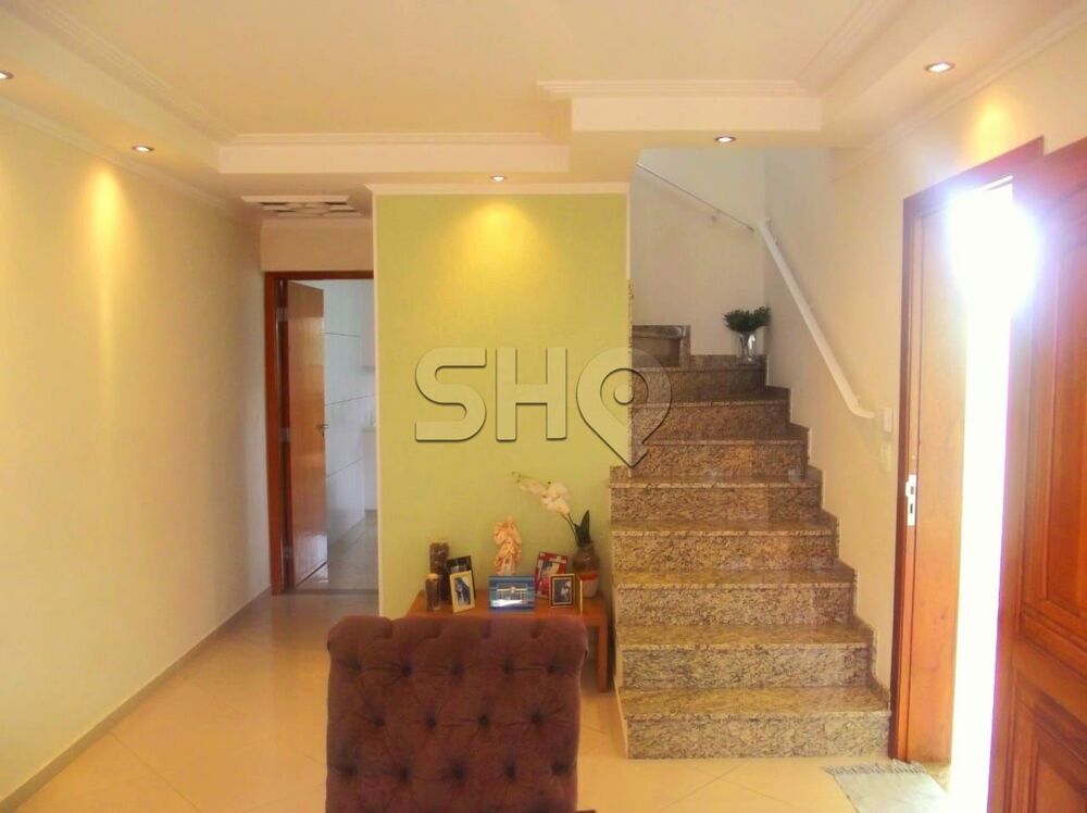 Sobrado, 3 quartos, 303 m² - Foto 2