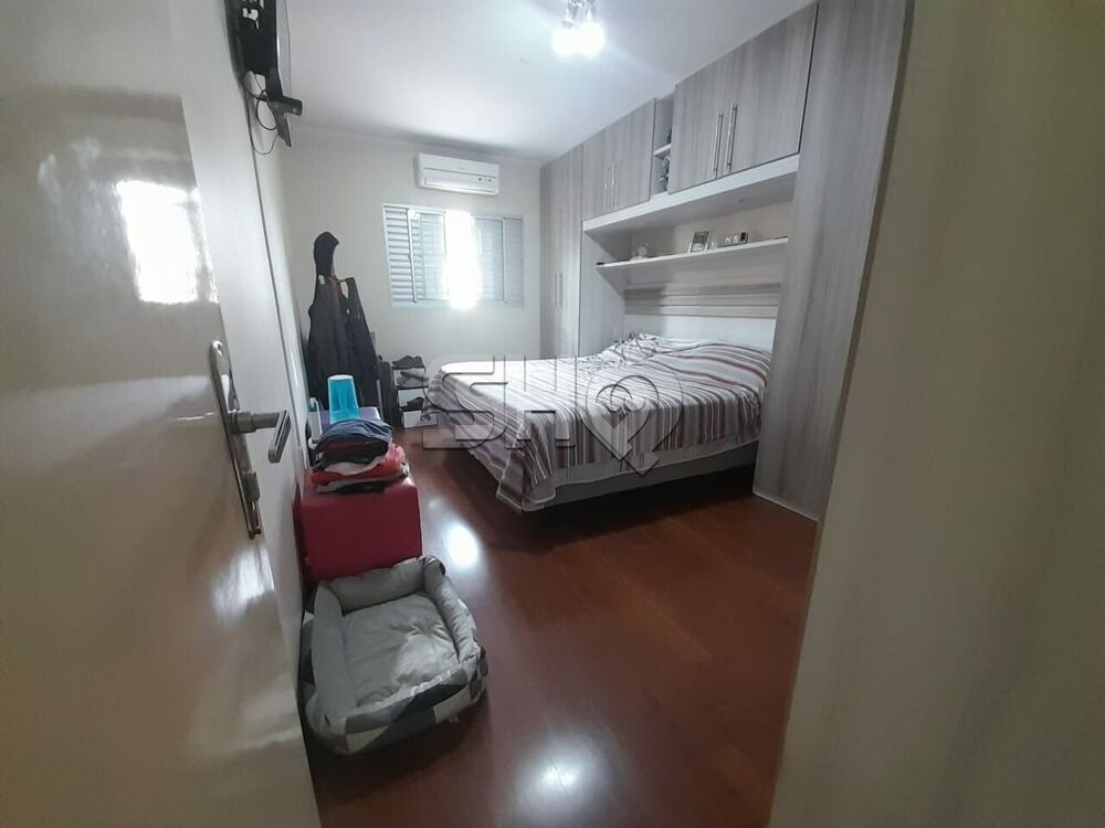 Casa à venda com 2 quartos, 120m² - Foto 11