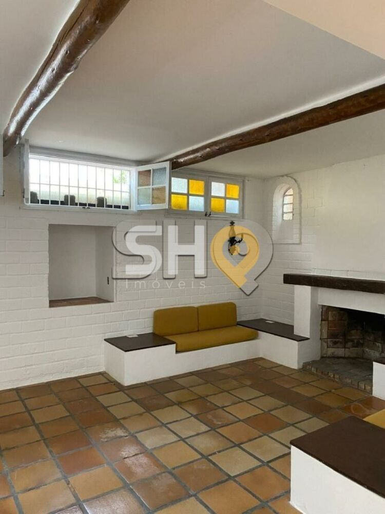 Casa à venda e aluguel com 5 quartos, 400m² - Foto 4