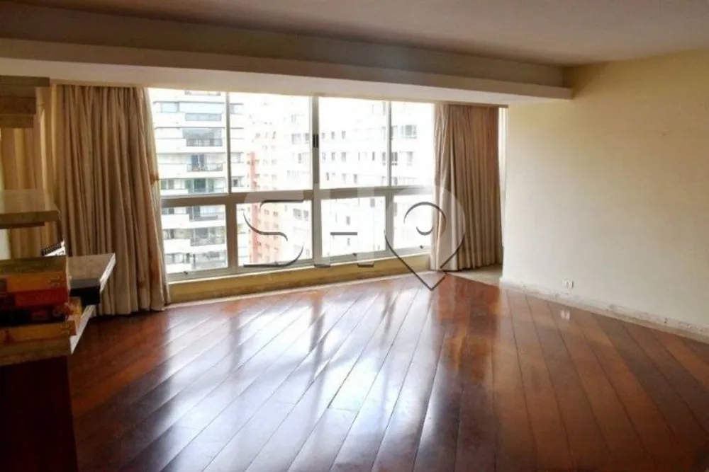 Apartamento, 4 quartos, 210 m² - Foto 1