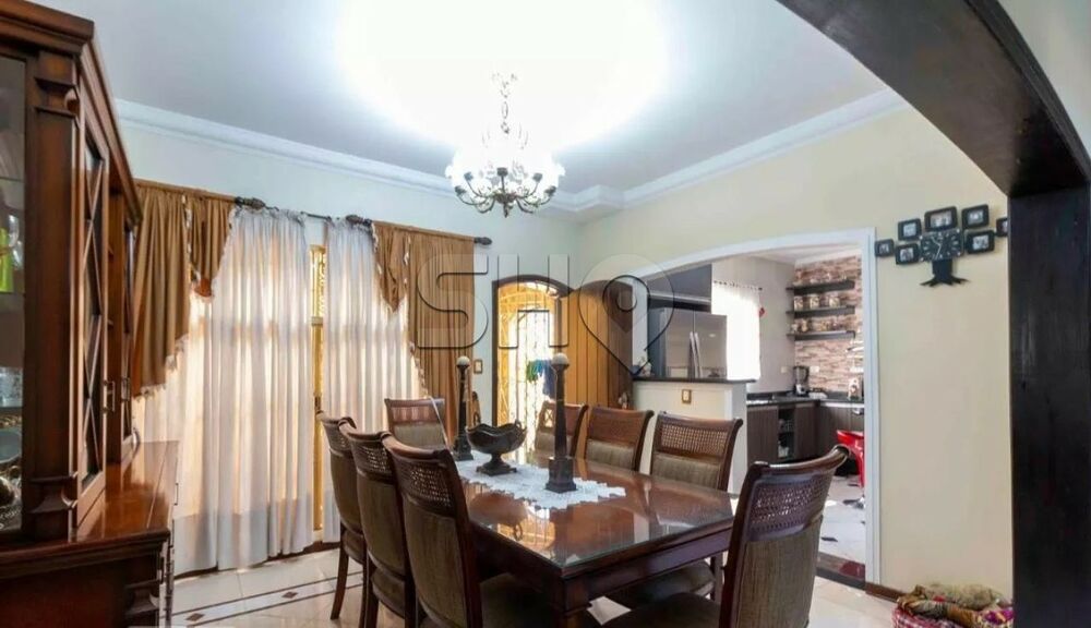 Sobrado, 3 quartos, 440 m² - Foto 1