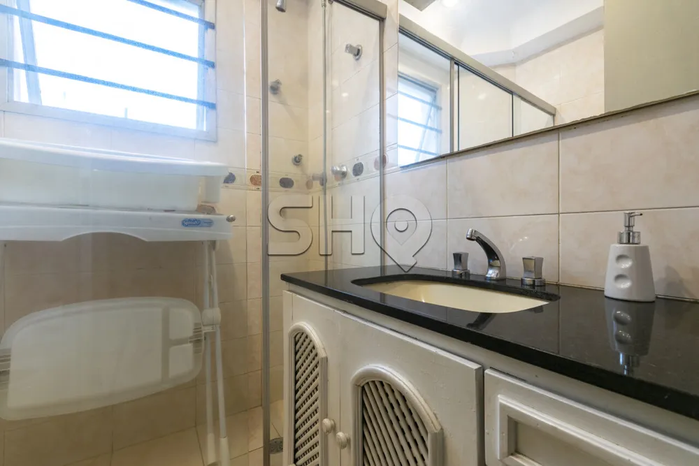 Apartamento, 3 quartos, 220 m² - Foto 2