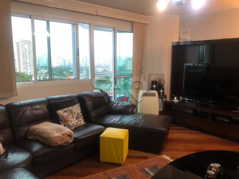 Apartamento, 3 quartos, 143 m² - Foto 1