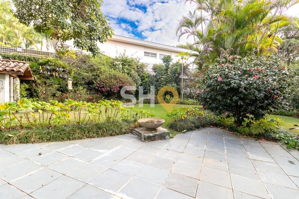 Casa à venda com 3 quartos, 800m² - Foto 24