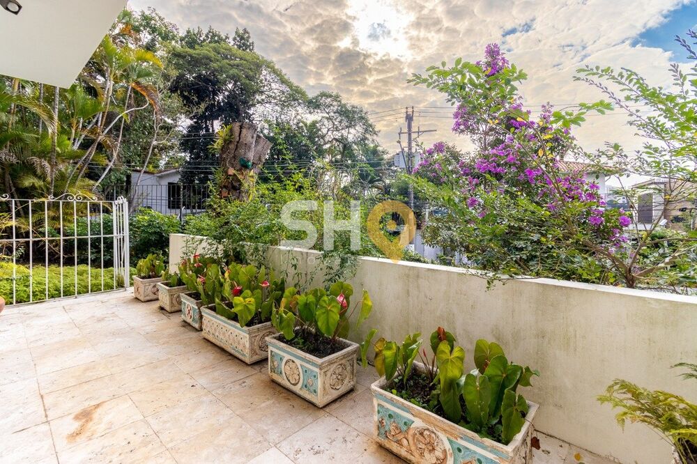 Casa à venda com 3 quartos, 800m² - Foto 23